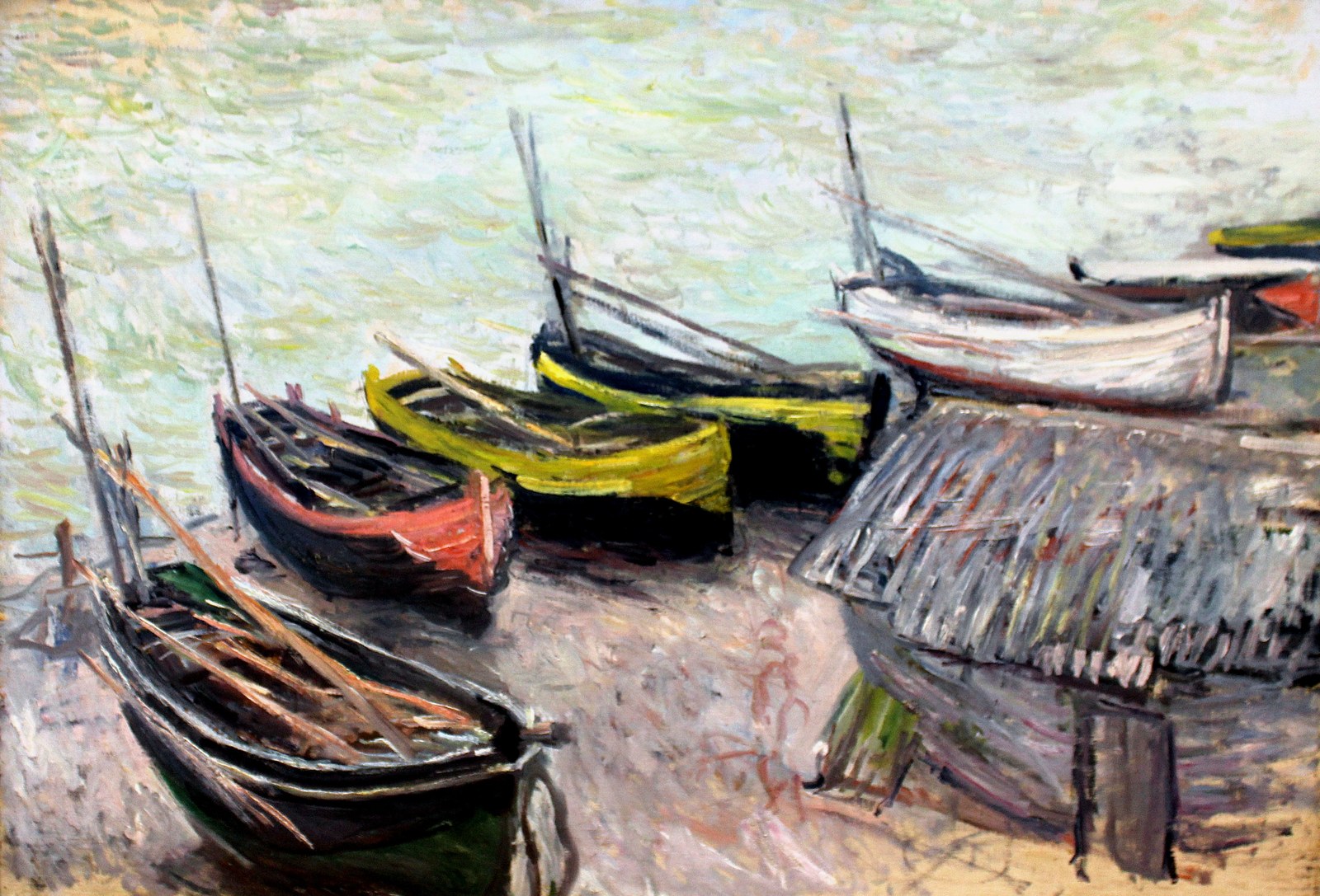 boats at the beach at Étretat