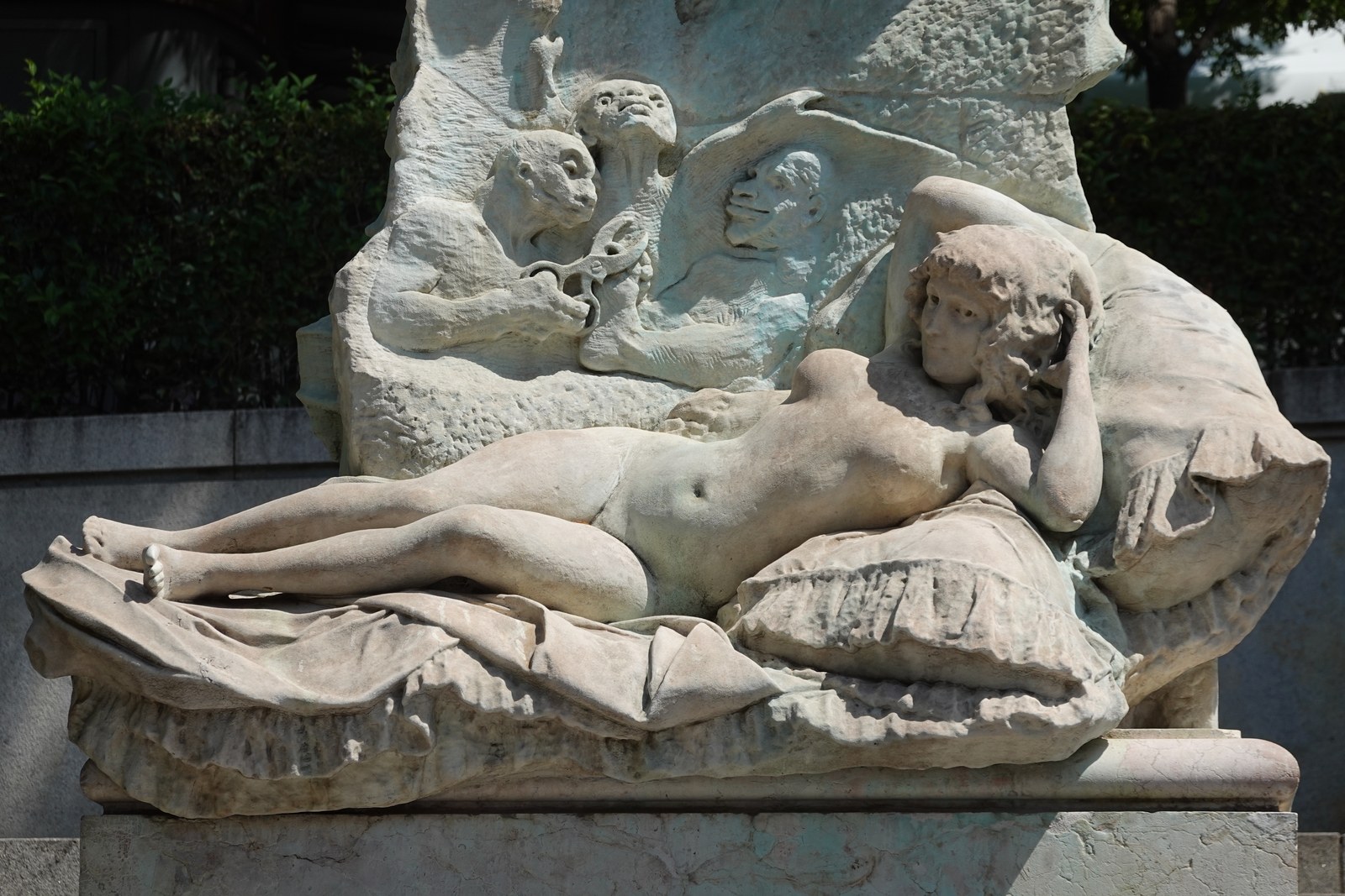 Monument to Francisco de Goya by Benlliure, Madrid 3
