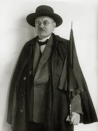 Member of Parliament and First Deputy of the Democratic Party (Johannes Scheerer)