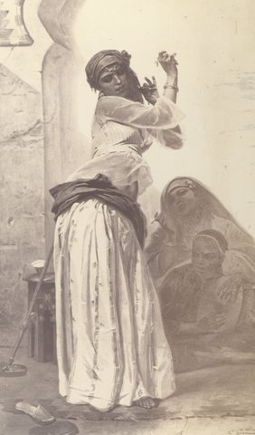 Pierre Francois Eugene une danseuse de cairo