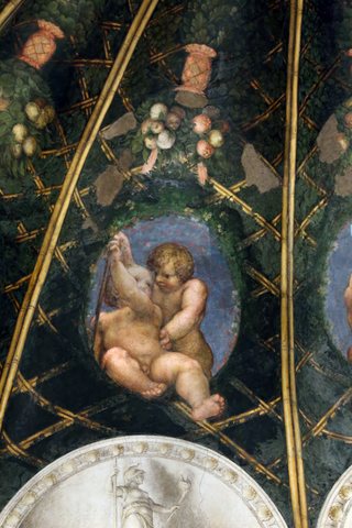 Correggio, camera di san paolo, 1518-19, putti con oggetti legati alla caccia e ad altro, 06